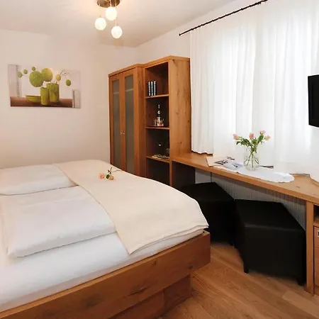 Bed and Breakfast Almrausch Boutique Chalet 3*