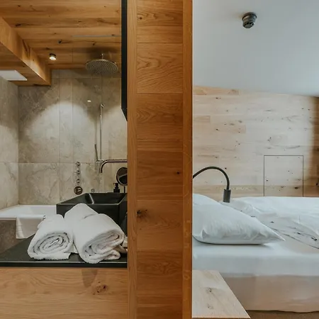 Almrausch Boutique Chalet 3* Лех